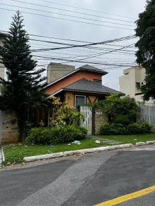 Casa com 4 Quartos à venda, 314m² no Cabiúnas, Macaé