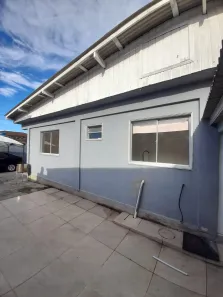 Casa com 2 Quartos para alugar, 80m² no Centro, Biguaçu