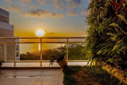 Cobertura com 4 Quartos para venda ou aluguel, 269m² no Mar e Céu, Guarujá