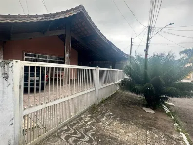 Casa com 3 Quartos à venda, 234m² no Solemar, Praia Grande