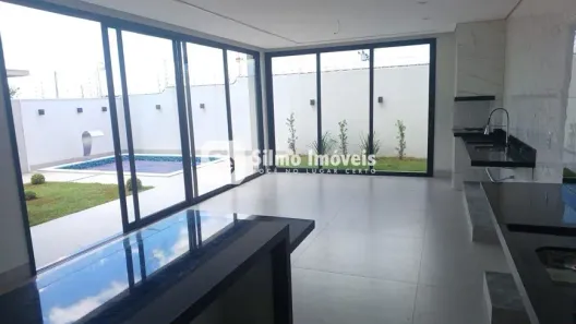 Casa com 3 Quartos à venda, 248m² no Laranjeiras, Uberlândia