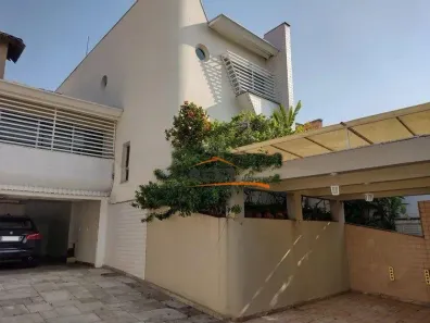 Sobrado com 3 Quartos à venda, 362m² no Vila Hamburguesa, São Paulo