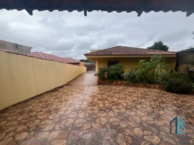 Casa com 4 Quartos à venda, 190m² no Uberaba, Curitiba