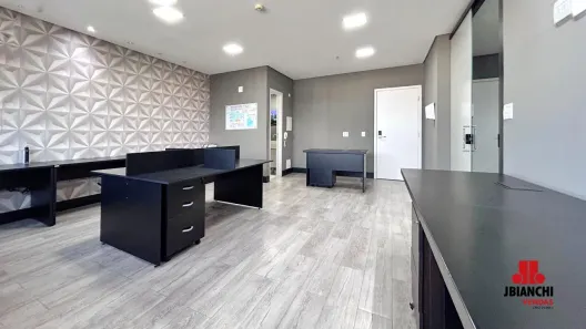 Sala Comercial para alugar, 114m² no Vila Mogilar, Mogi das Cruzes