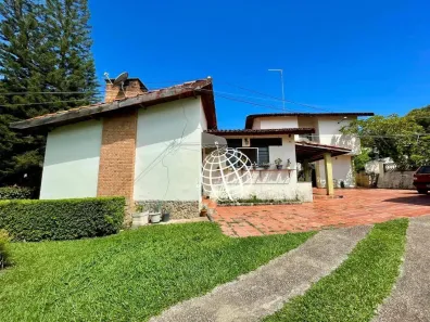 Fazenda/Sítio com 5 Quartos à venda, 332m² no Vila Santista, Atibaia