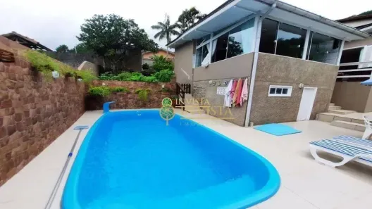 Casa com 2 Quartos à venda, 70m² no Itacorubi, Florianópolis