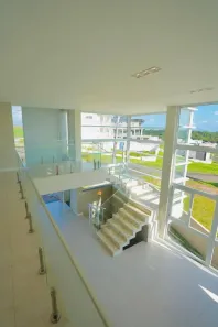 Casa de Condomínio com 5 Quartos à venda, 480m² no Alphaville (Abrantes), Camaçari