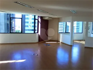 Sala Comercial para venda ou aluguel, 139m² no Cidade Monções, São Paulo