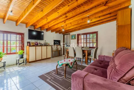 Casa com 3 Quartos à venda, 190m² no Chácara das Rosas, Cachoeirinha