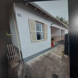 Casa com 2 Quartos à venda, 70m² no Valparaíso, Petrópolis