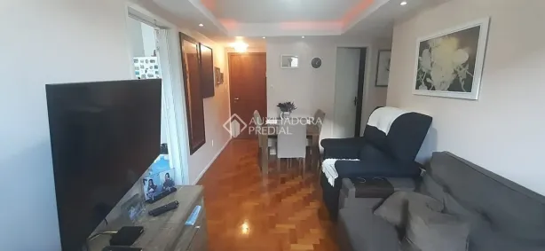 Apartamento com 2 Quartos à venda, 58m² no Vila Ipiranga, Porto Alegre