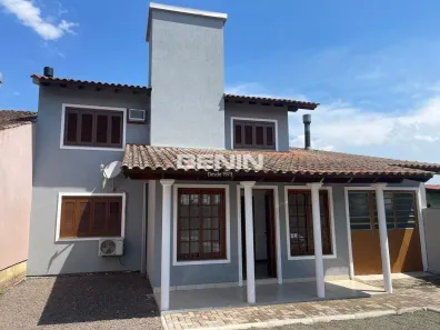 Sobrado com 3 Quartos para alugar, 120m² no Fátima, Canoas