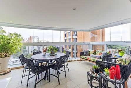 Apartamento com 4 Quartos à venda, 244m² no Vila Suzana, São Paulo