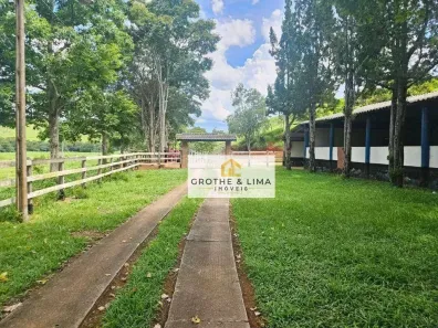 Fazenda/Sítio com 4 Quartos à venda, 900m² no Cunha, Cunha