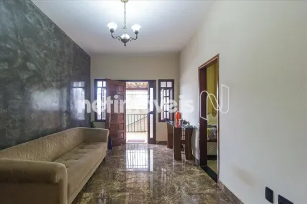 Casa com 4 Quartos à venda, 200m² no Sagrada Família, Belo Horizonte