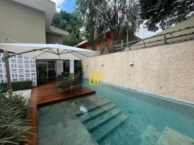 Casa com 4 Quartos à venda, 450m² no Alto de Pinheiros, São Paulo
