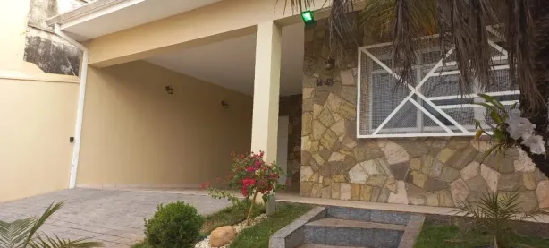 Casa com 3 Quartos à venda, 330m² no Vila Lemos, Bauru