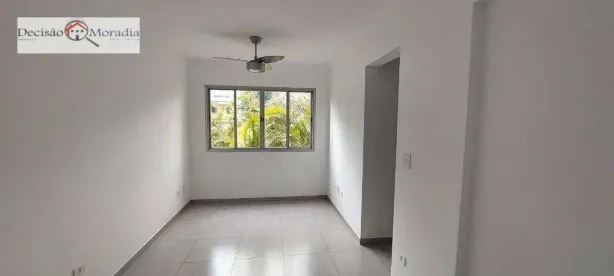 Apartamento com 2 Quartos à venda, 50m² no Jardim Cláudia, São Paulo