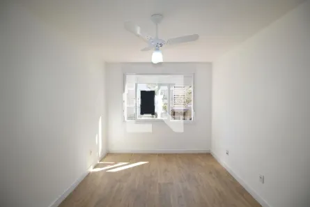 Apartamento com 3 Quartos à venda, 75m² no Mont Serrat, Porto Alegre