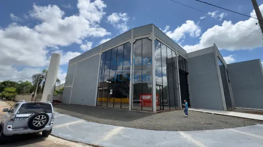 Ponto Comercial para alugar, 421m² no Jardim Werner Plaas, Americana