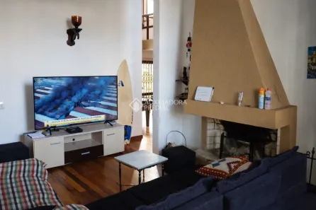 Casa com 4 Quartos à venda, 304m² no Santo Antônio, Porto Alegre