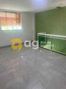 Casa com 1 Quarto à venda, 50m² no Marechal Hermes, Rio de Janeiro