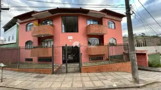 Apartamento com 3 Quartos para alugar, 117m² no Marilândia, Juiz de Fora