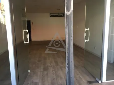 Imóvel Comercial com 3 Quartos para alugar, 198m² no Centro, Campinas