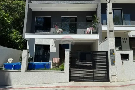 Sobrado com 3 Quartos à venda, 110m² no , Balneário Piçarras
