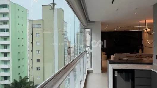 Apartamento com 3 Quartos à venda, 142m² no Meia Praia, Itapema