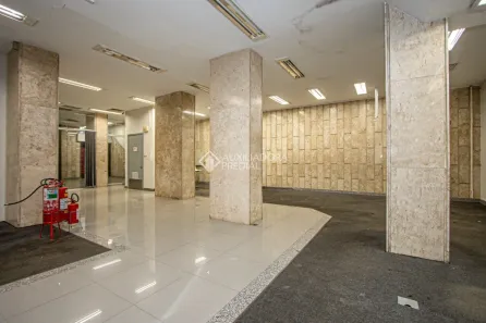Ponto Comercial para alugar, 795m² no Centro Histórico, Porto Alegre
