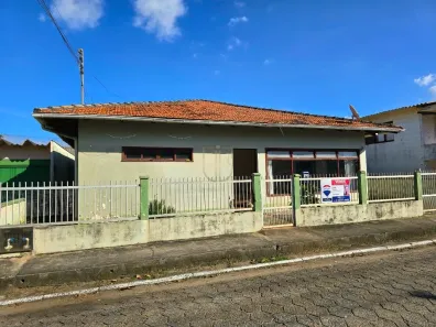 Casa com 4 Quartos à venda, 197m² no Meia Praia, Navegantes