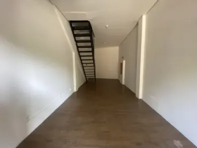 Ponto Comercial para alugar, 50m² no João Pinheiro, Belo Horizonte