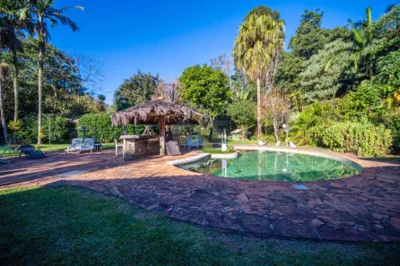 Casa com 4 Quartos para alugar, 870m² no Vila Santo Antônio, Cotia