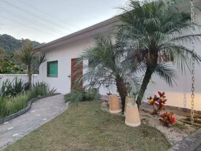 Casa com 4 Quartos para alugar, 600m² no Roseira, Mairiporã