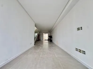 Casa de Condomínio com 3 Quartos à venda, 200m² no Mundo Novo, Juiz de Fora
