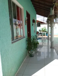 Casa de Condomínio com 2 Quartos para alugar, 100m² no Itapeba, Maricá
