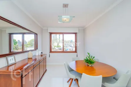 Apartamento com 2 Quartos à venda, 70m² no São Sebastião, Porto Alegre