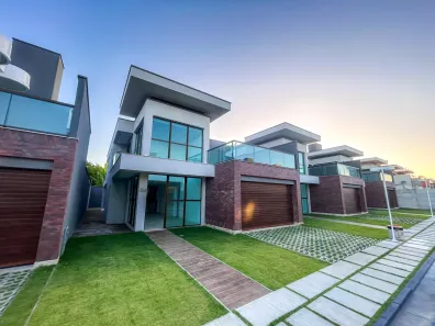 Casa de Condomínio com 4 Quartos à venda, 288m² no Tamatanduba, Eusébio