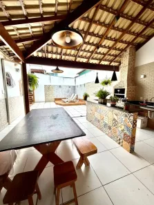 Casa com 3 Quartos à venda, 170m² no Parque Residencial Laranjeiras, Serra