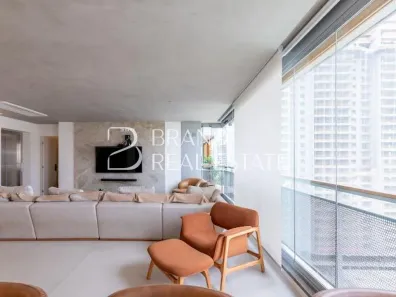 Apartamento com 3 Quartos à venda, 167m² no Jardim das Acácias, São Paulo