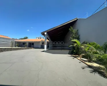 Casa com 2 Quartos à venda, 223m² no Lourdes, Uberaba