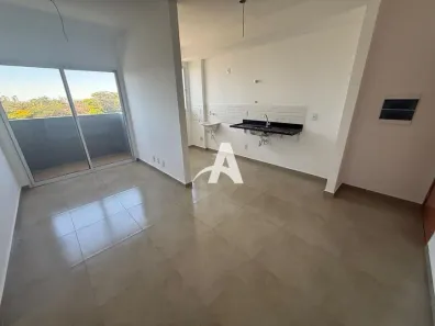 Apartamento com 2 Quartos para alugar, 55m² no Jardim Holanda, Uberlândia