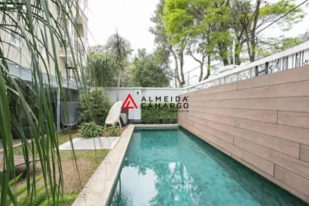 Casa de Condomínio com 3 Quartos à venda, 330m² no Vila Madalena, São Paulo
