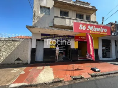 Apartamento com 2 Quartos para alugar, 125m² no Nossa Senhora Aparecida, Uberlândia
