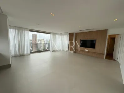 Apartamento com 2 Quartos à venda, 130m² no Vila Nova Conceição, São Paulo