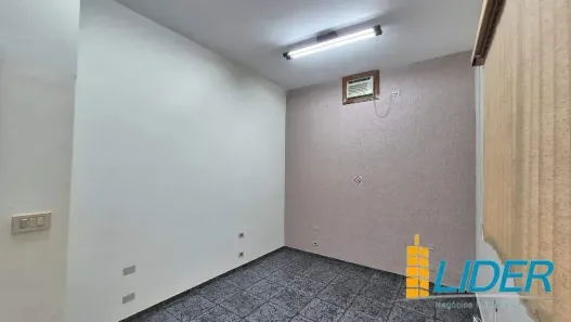 Sala Comercial para alugar, 18m² no Centro, Uberlândia