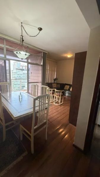 Apartamento com 3 quartos — Santo Antônio, Belo Horizonte
