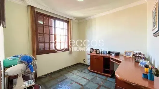 Casa com 5 Quartos à venda, 342m² no Luxemburgo, Belo Horizonte