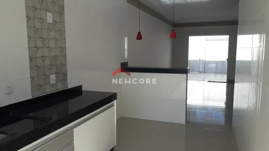 Casa com 2 Quartos à venda, 65m² no Jardim Holanda, Uberlândia